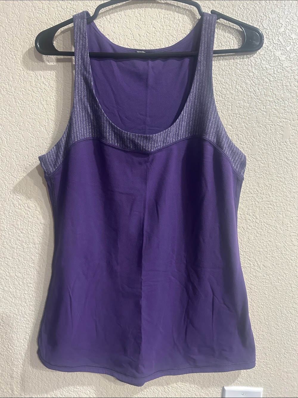 lululemon athletica Purple Athletic Scoop Tank with Heathered Panels size 10